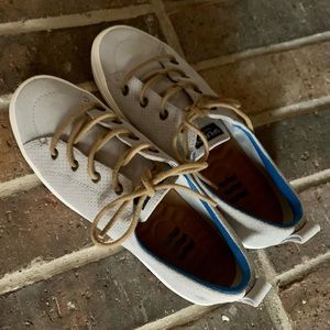 Sperry Crest Vibe Sneakers
